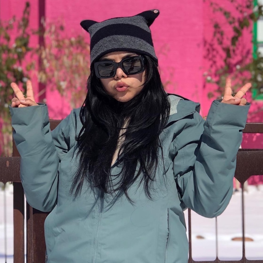 Meet your Posher, Katalya